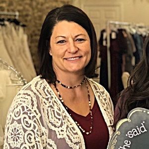 Meet your Posher, Mistie